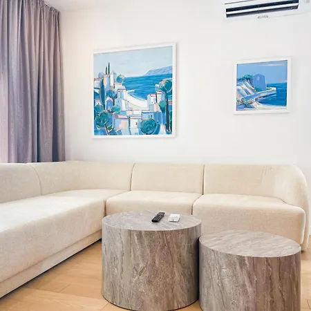 Apartment Urban Art Retreat By Belmont Realty Zadar