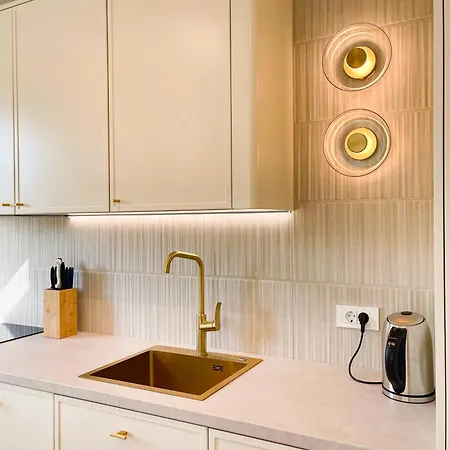 Apartment Urban Art Retreat By Belmont Realty Zadar
